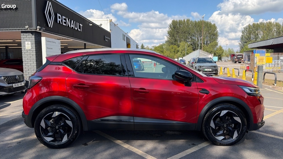 Renault Captur Renault Captur 1.2 Tce 115 Techno HT75JWA Red #2