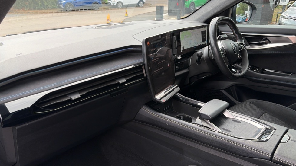 Renault Austral Renault Austral 1.2 E-tech Fhev Iconic Esprit Alpi Black #6