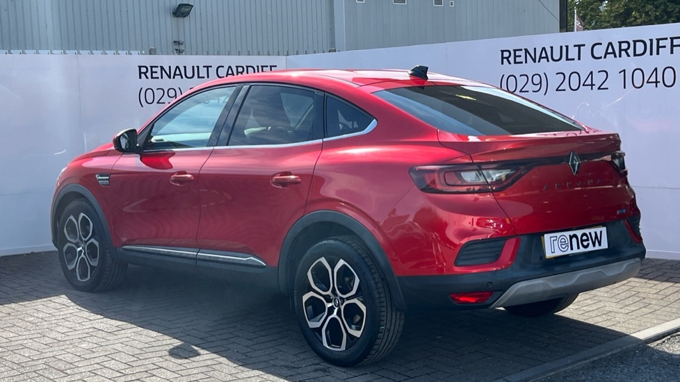 Renault Arkana Renault Arkana 1.6 E-tech Hybrid 145 S Edition Red #3