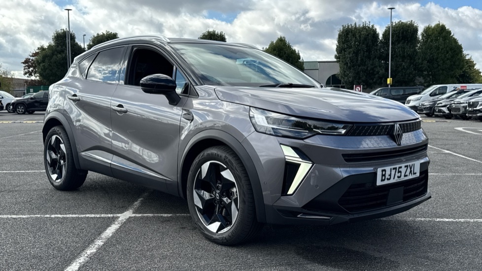 Renault Captur Evolution Black #1