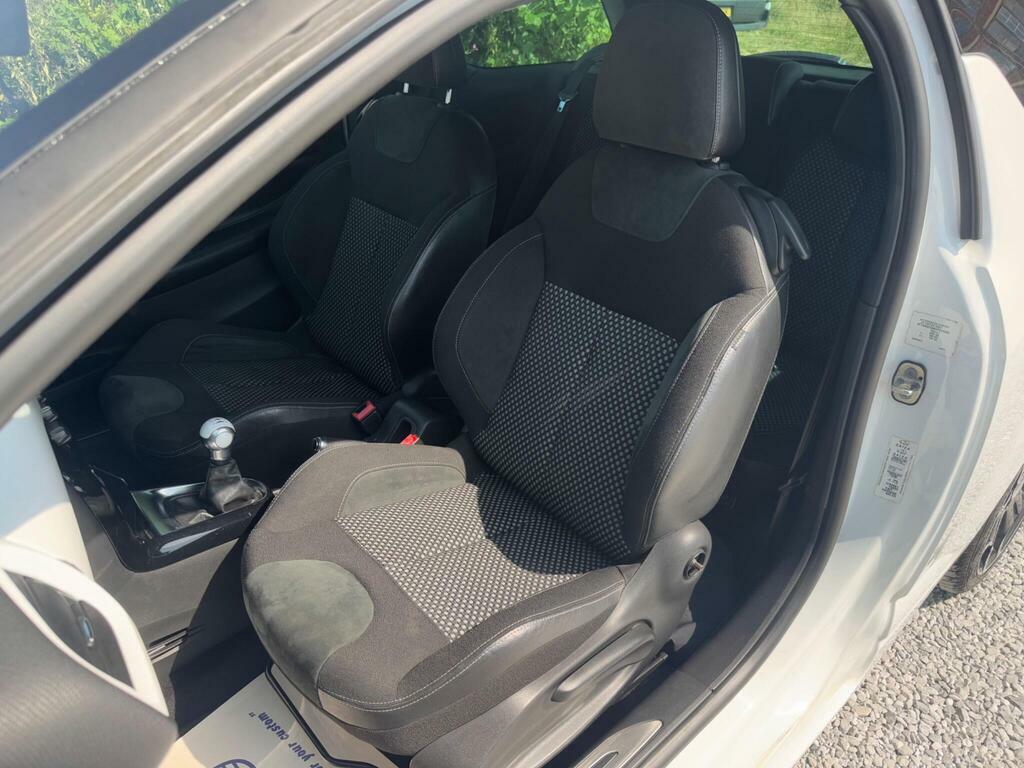 Citroen DS3 Hatchback Blue #15