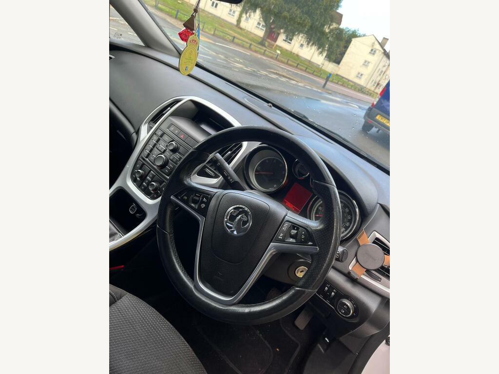 Vauxhall Astra 2.0 Cdti Ecoflex Sri Euro 5 S S White #5