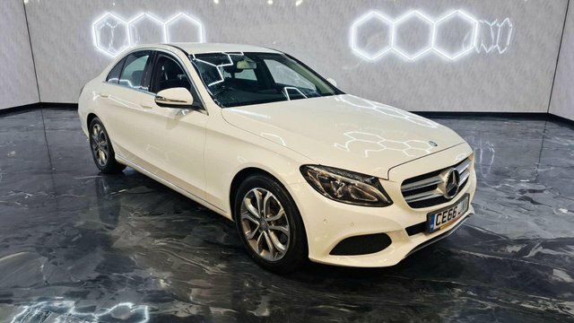 Mercedes-Benz C Class 2016 2.1 C220d Sport Saloon 7G-tronic White