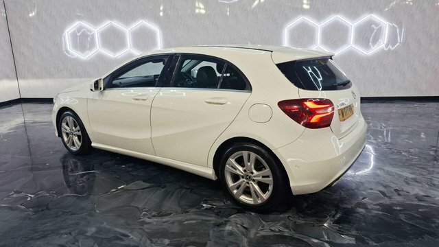 Mercedes-Benz A Class 2017 1.5 A180d Sport Premium Hatchback Diese White #6