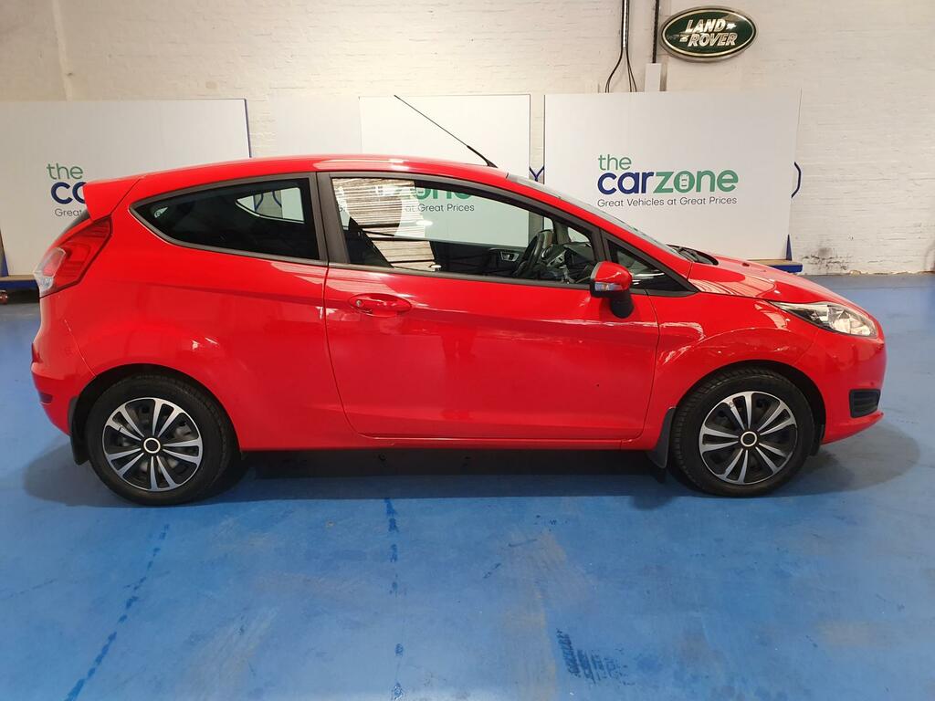 Ford Fiesta Hatchback PX13OFR #2