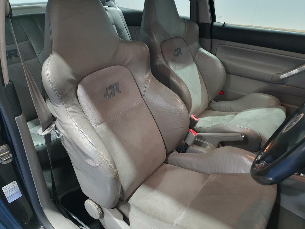 Volkswagen Golf Hatchback Silver #11