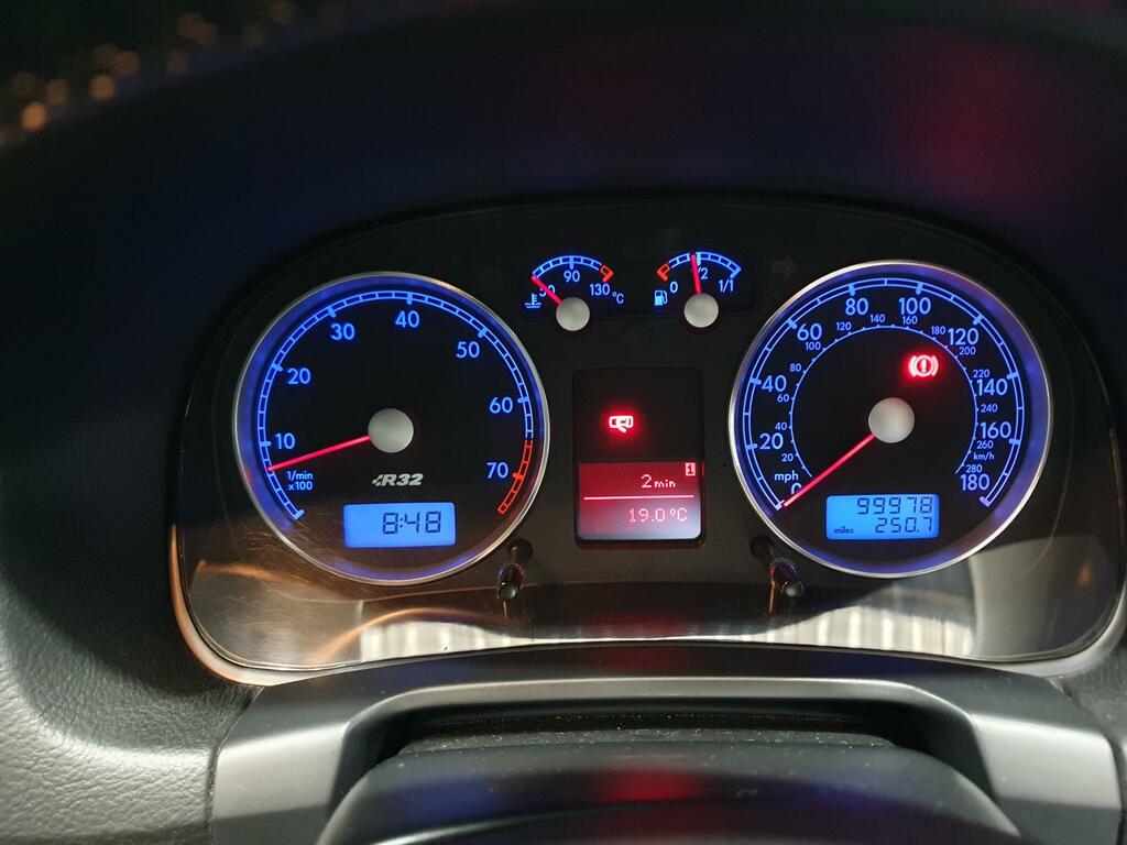 Volkswagen Golf Hatchback Silver #14