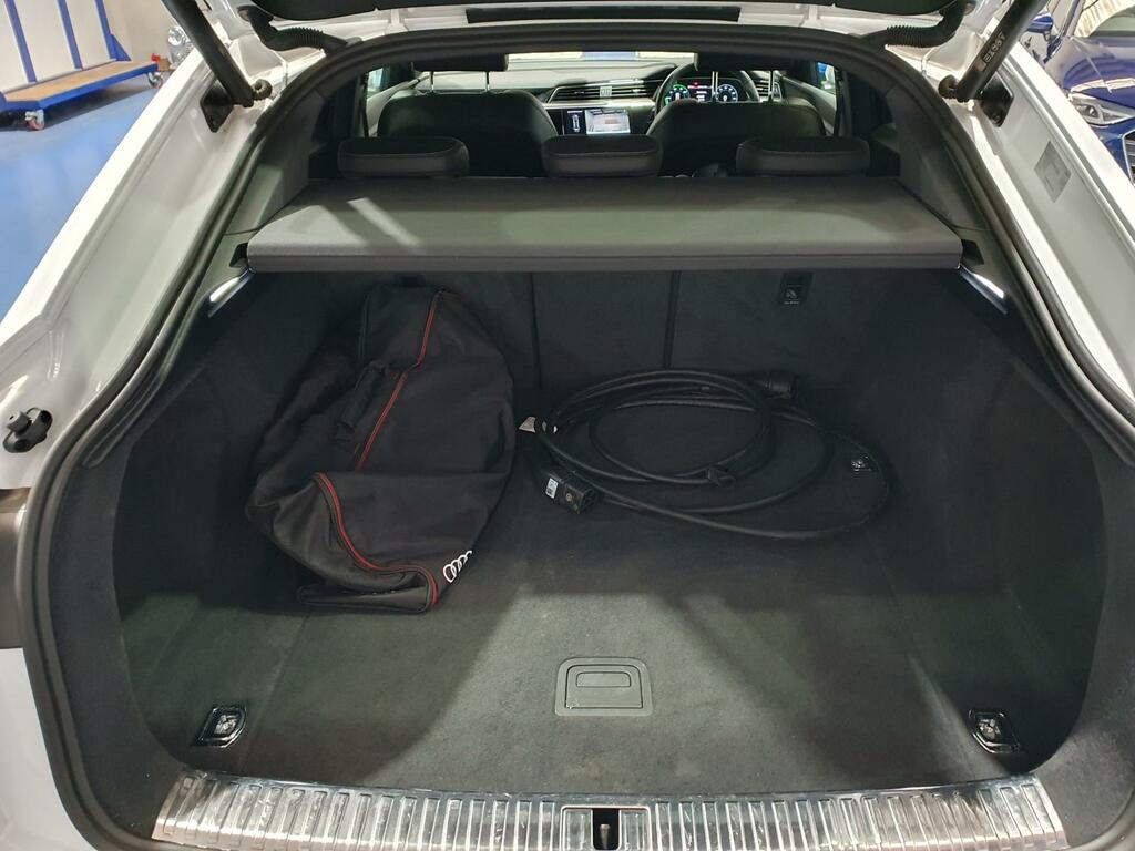Audi E-tron Technik Grey #17