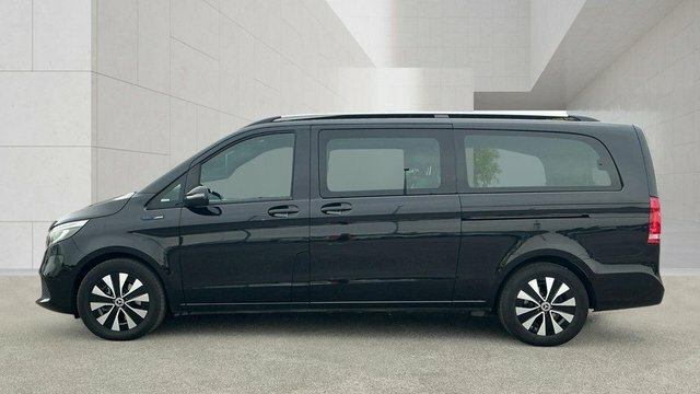 Mercedes-Benz EQV Eqv 300E 90Kwh Sport Mpv 204 Ps Black #5