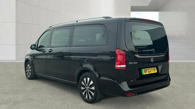 Mercedes-Benz EQV Eqv 300E 90Kwh Sport Mpv 204 Ps Black #4