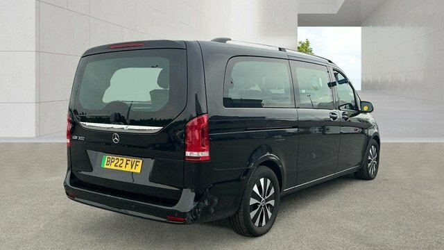 Mercedes-Benz EQV Eqv 300E 90Kwh Sport Mpv 204 Ps Black #3