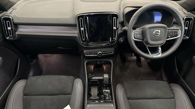 Volvo XC40 2.0 B4 Mhev Ultimate Suv Hybrid Dct Aut Black #2