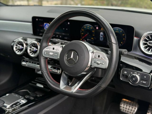 Mercedes-Benz A Class 2.0 A250 Amg Line Premium Plus Hatchback Pet White #2