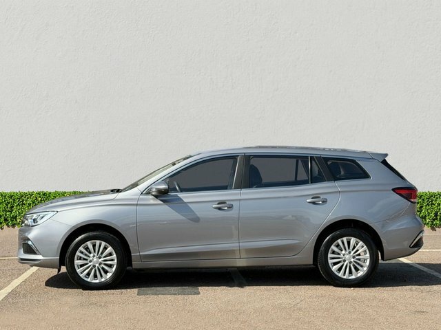 MG MG5 52.5Kwh Excite Estate 156 Ps Silver #4
