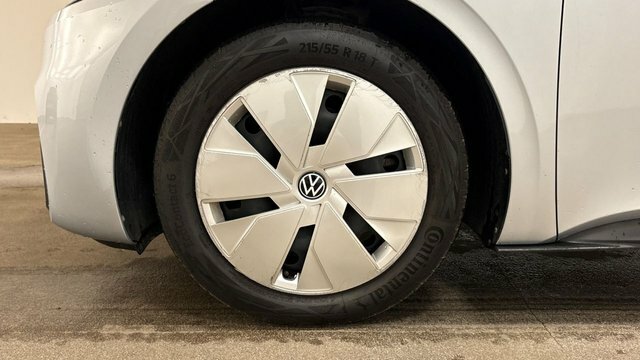 Volkswagen ID.3 Pro Performance 58Kwh Max Hatchback A Silver #5