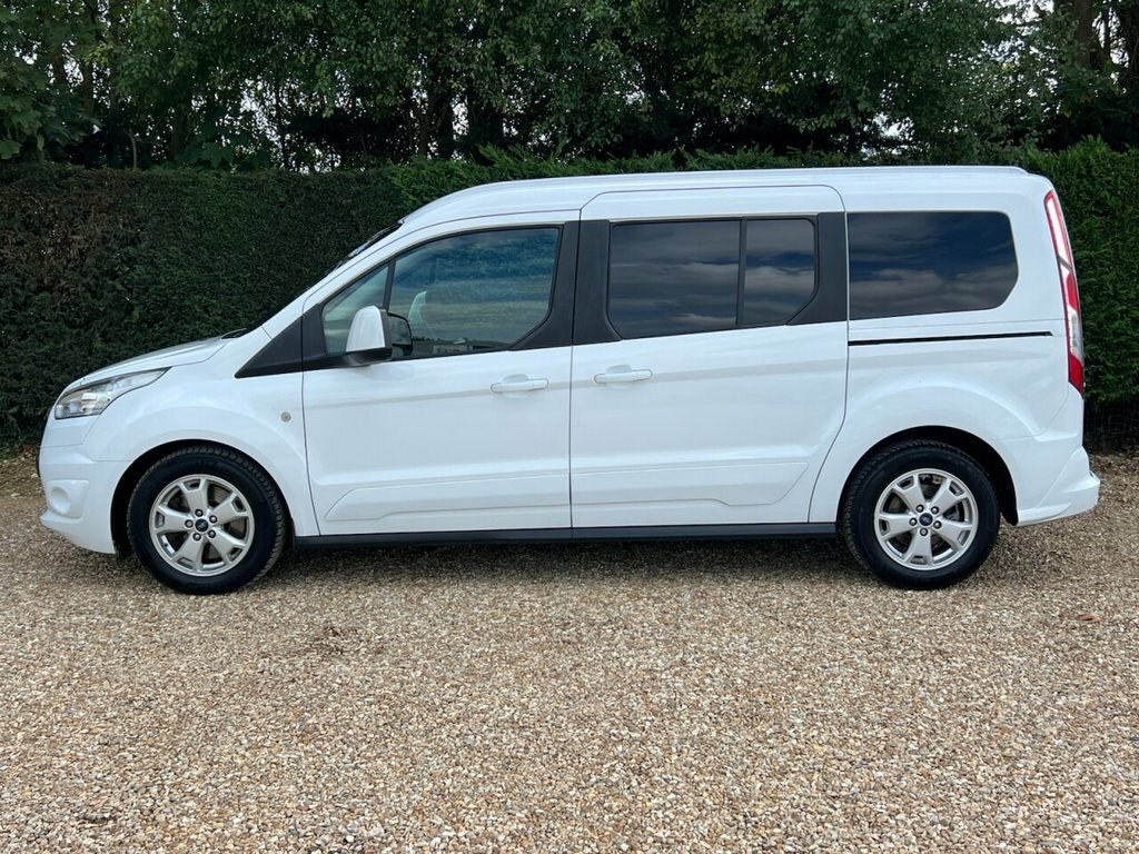 Ford Grand Tourneo Connect 1.5L Titanium White #5