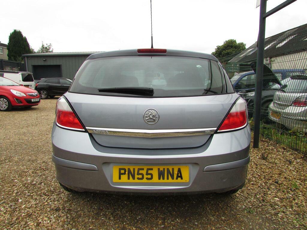 Vauxhall Astra Mpv White #4