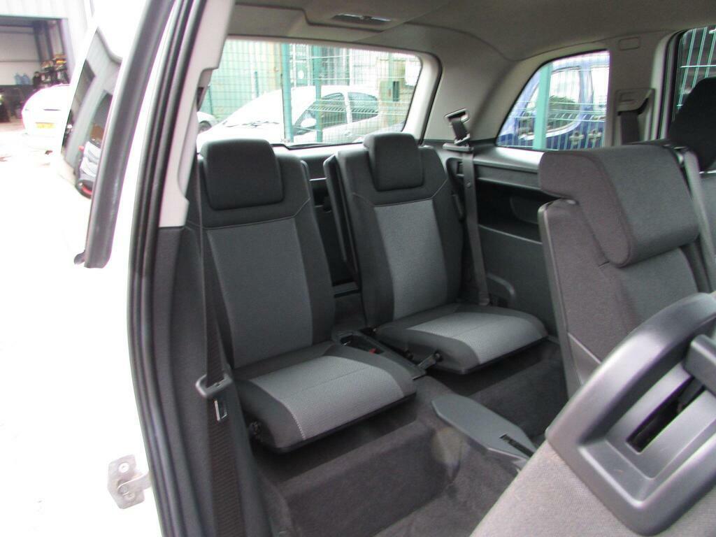 Vauxhall Zafira Sri Black #13
