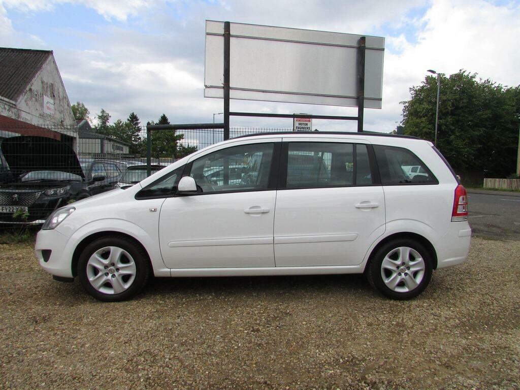 Vauxhall Zafira 1.8 16V Exclusiv Euro 5 White #6