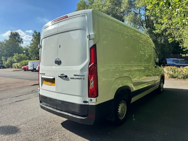 Maxus Deliver 9 Mpv GY71OZP White #4