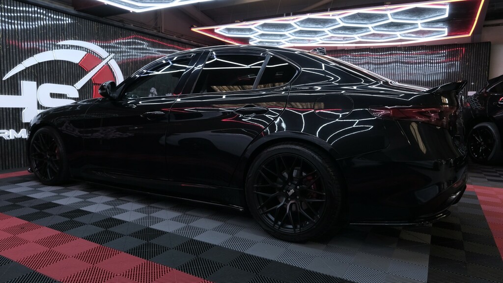 Alfa Romeo Giulia Saloon 2.2 Giulia E6b 2.2 Turbo 180Hp Speci Black #3