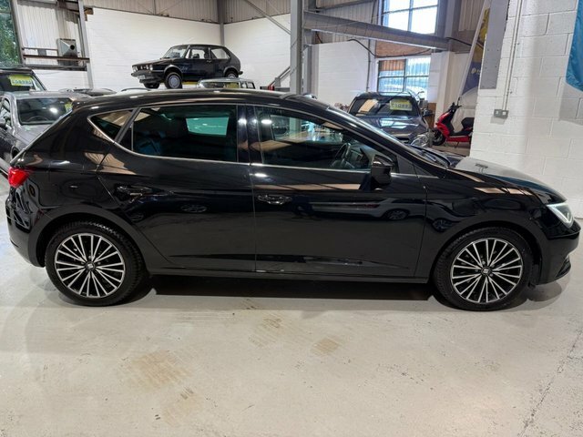 Seat Leon 2019 1.5 Tsi Evo Xcellence Lux Hatchback Petro NGZ4989 Black #2