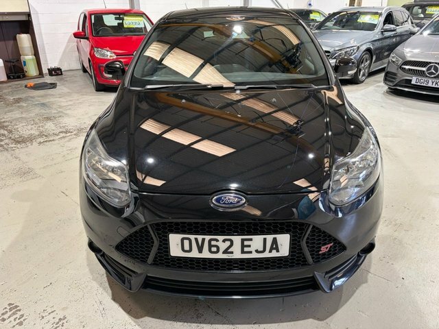 Ford Focus 2012 2.0T Ecoboost St-2 Hatchback Manua Black #6