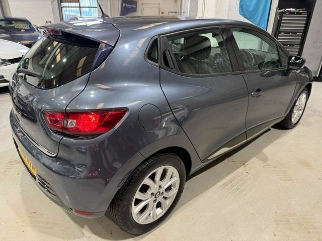 Renault Clio 2018 1.2 16V Dynamique Nav Hatchback Ma HK18RVN Grey #3