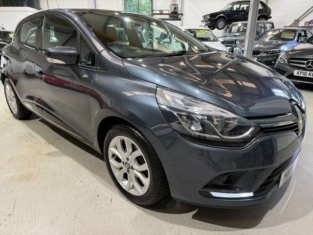 Renault Clio 2018 1.2 16V Dynamique Nav Hatchback Ma Grey