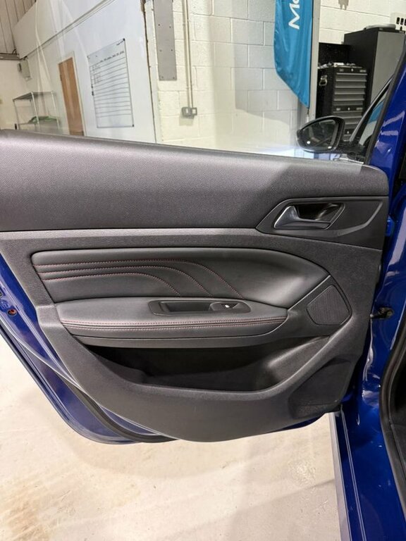 Peugeot 308 SW 2.0 Bluehdi 180 Gt Eat8 - 2018 18 White #38