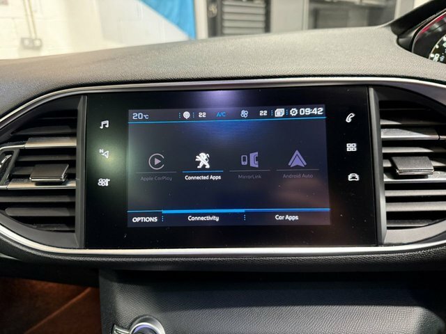 Peugeot 308 SW 2.0 Bluehdi 180 Gt Eat8 - 2018 18 White #28