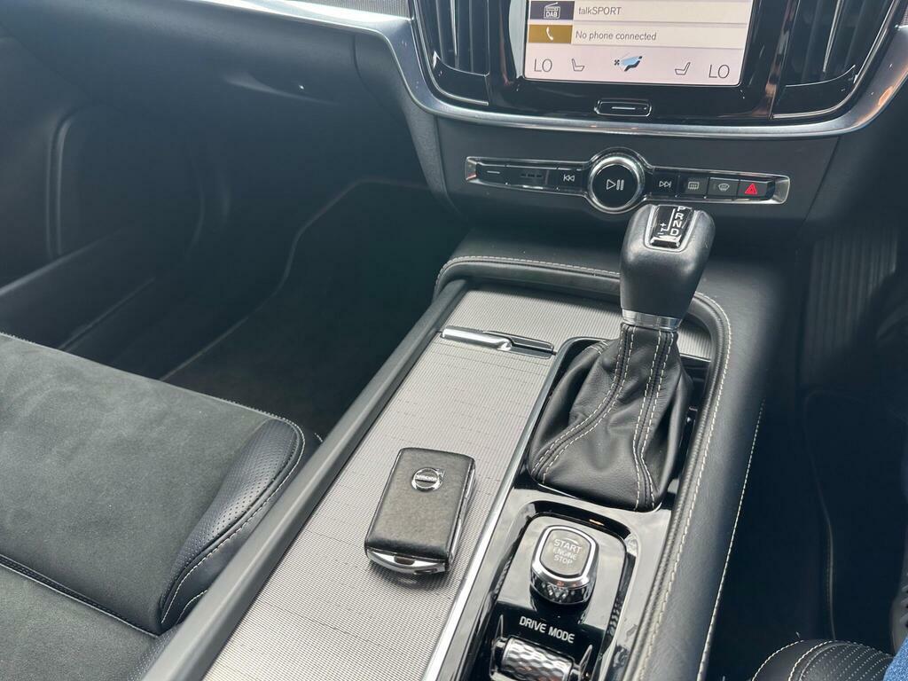 Volvo V90 2.0 T5 R-design Plus Euro 6 S S Grey #6