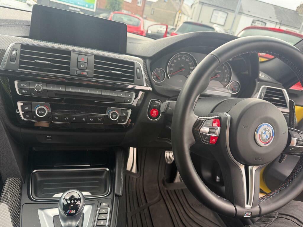 BMW M4 M4 Competition Black #18