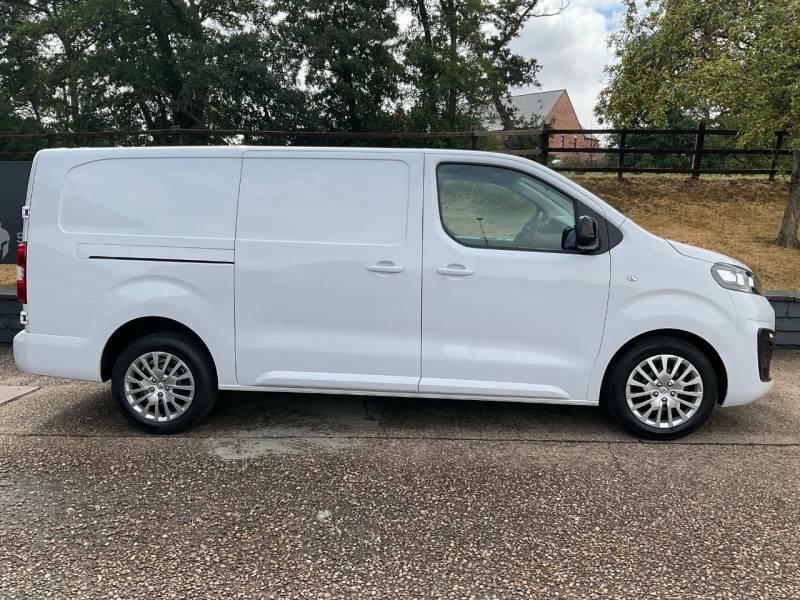 Vauxhall Vivaro 2900 1.5D 100Ps Pro H1 Van DN23PXW White #3