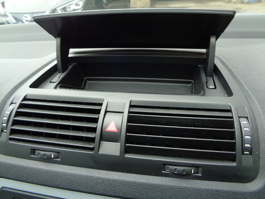 Skoda Octavia Hatchback Black #16