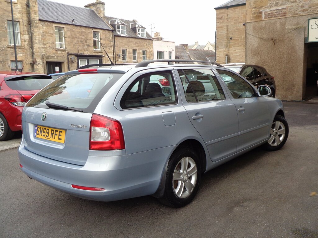 Skoda Octavia 1.4Tsi Se 5-Door Estate SM59RFE Blue #3