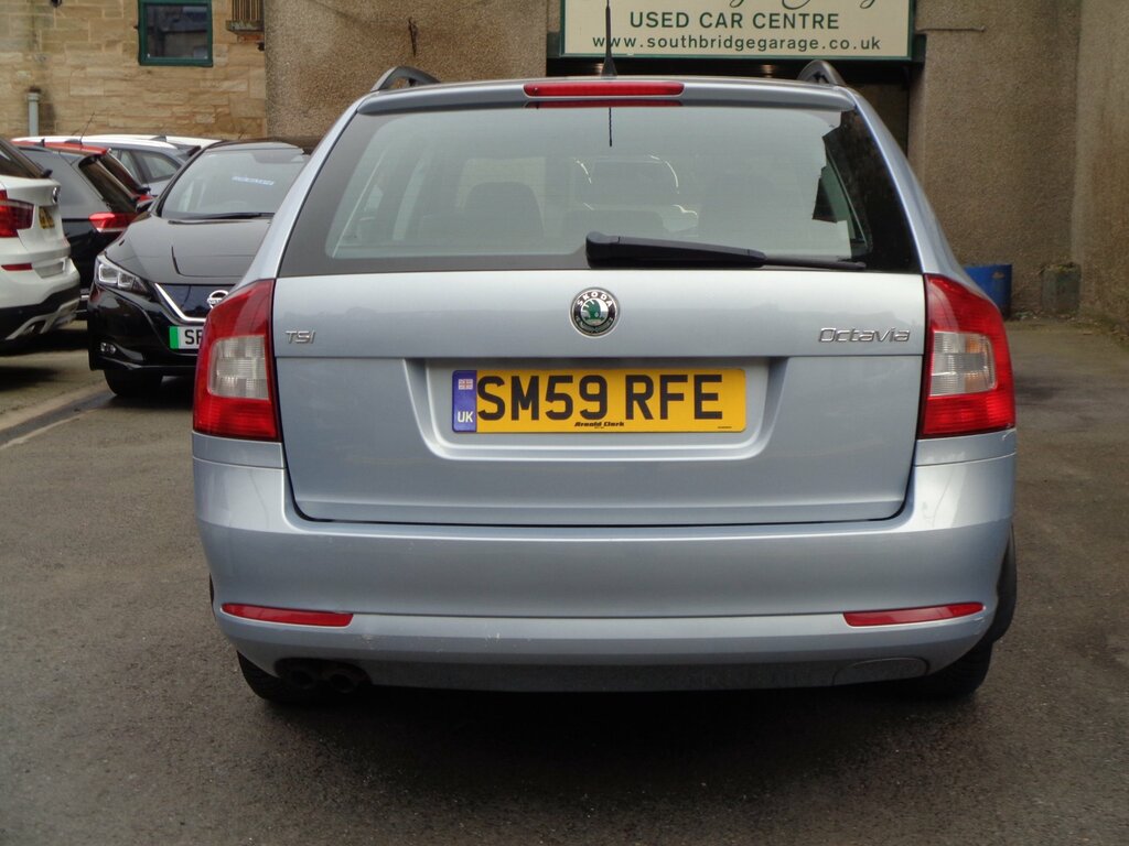 Skoda Octavia Hatchback Black #7