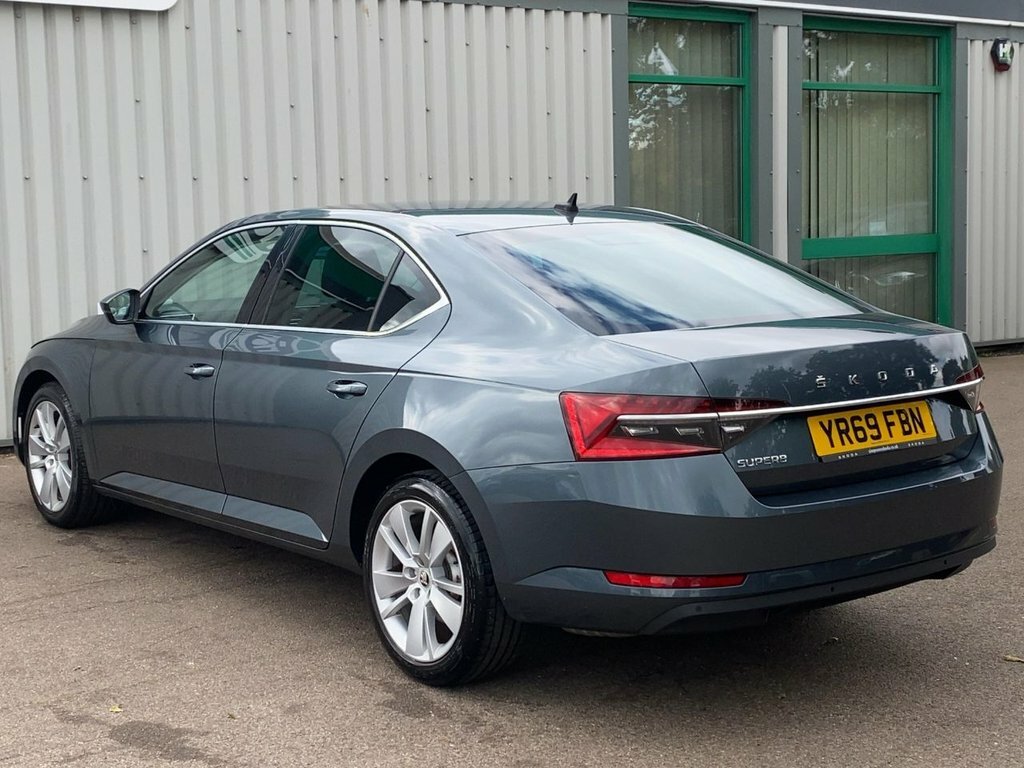 Skoda Superb 2019 1.5 Tsi Act Se L Hatchback Dsg Eur Grey #5