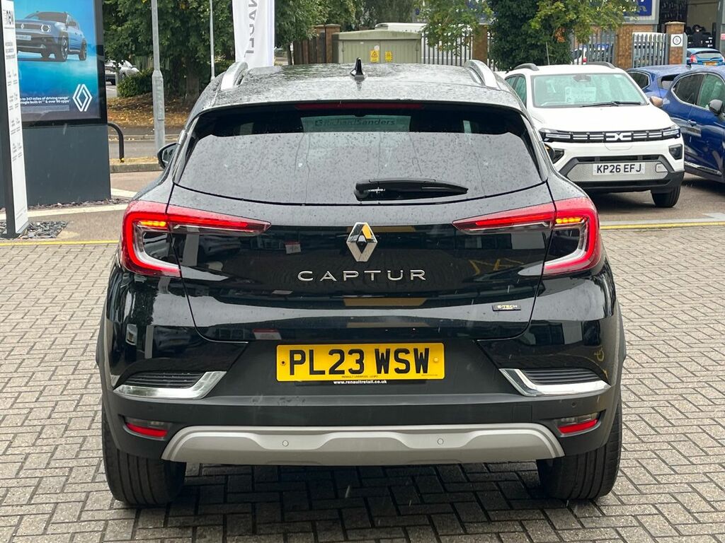 Renault Captur 1.6 E-tech Full Hybrid 145 Techno PL23WSW Black #4