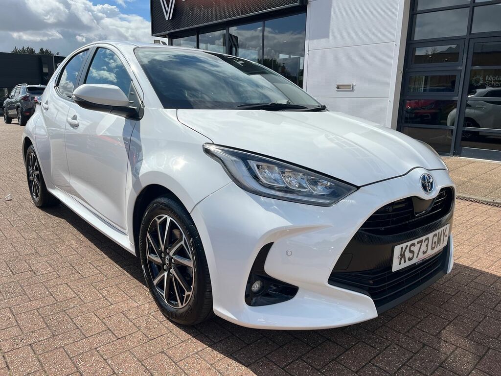 Toyota Yaris 1.5 Hybrid Design Cvt 