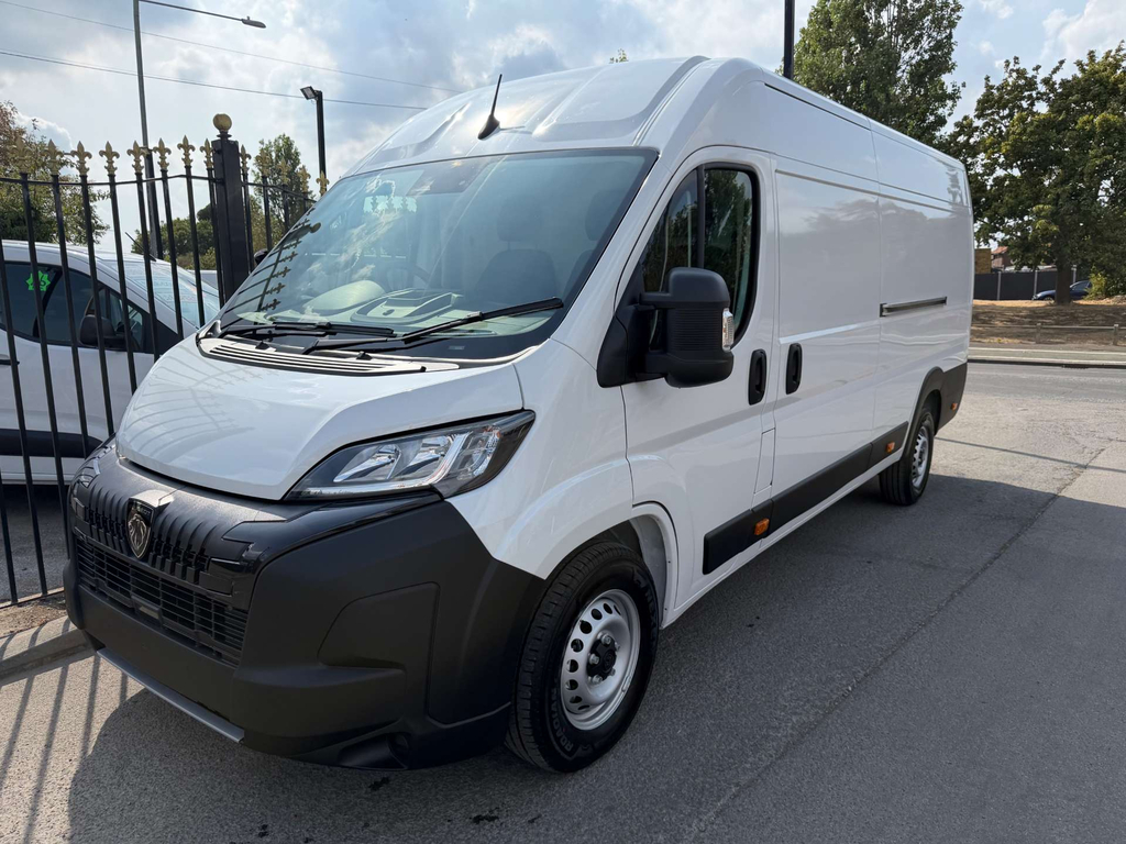 Peugeot Boxer Bluehdi 435 Professional Panel Van L 