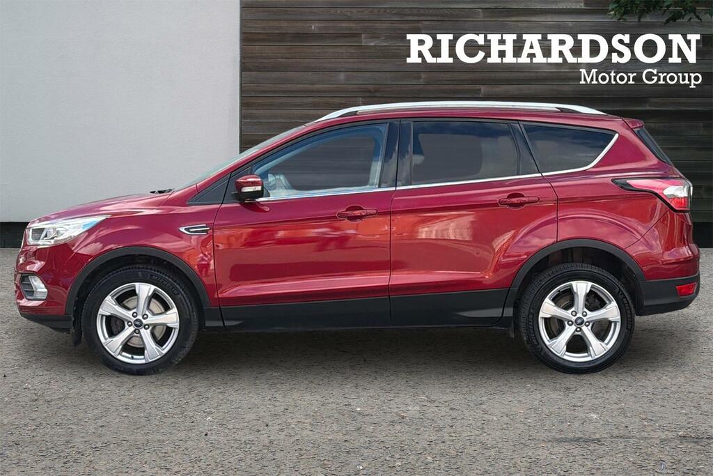 Ford Kuga 1.5 Tdci Titanium X 2Wd YC18XGL Red #6
