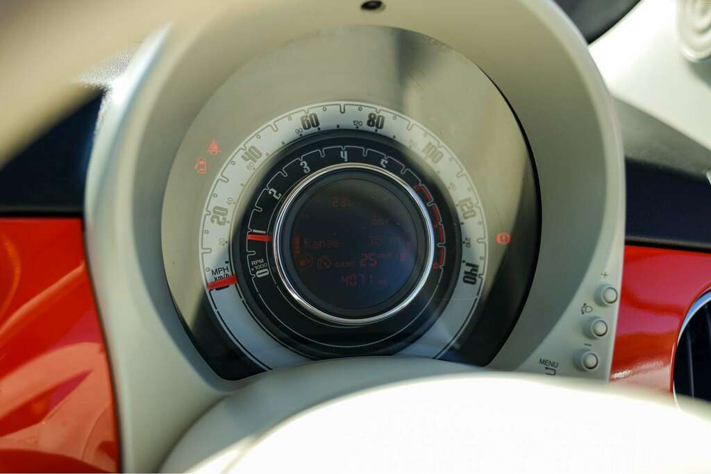 Fiat 500 Fiat 500 1.0 Mhev Hatchback Euro Red #4
