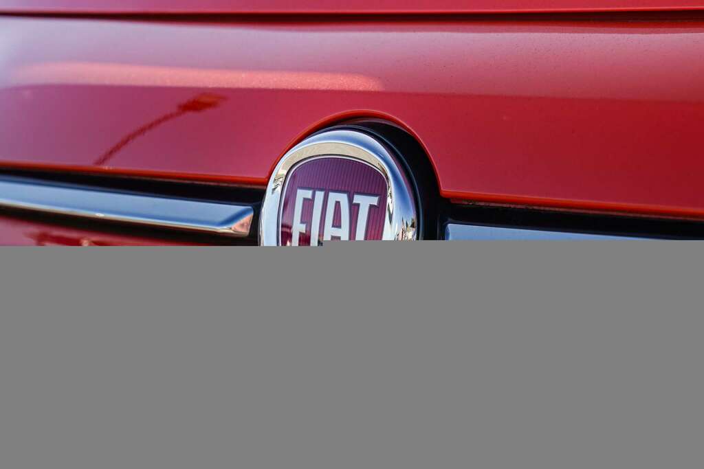 Fiat 500 Fiat 500 1.0 Mhev Hatchback Euro Red