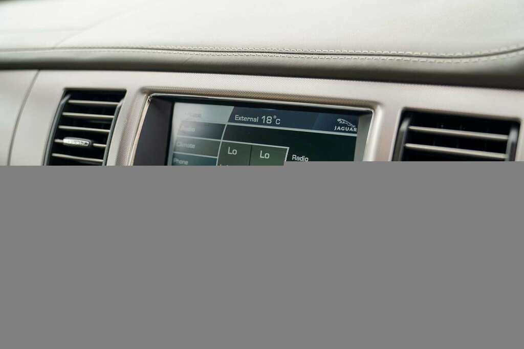 Jaguar XF Jaguar Xf 3.0 Xf Portfolio V6 Black #4
