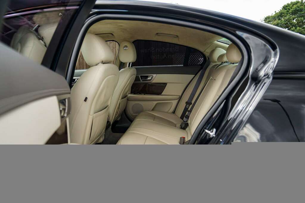 Jaguar XF Premium Luxury Grey #7