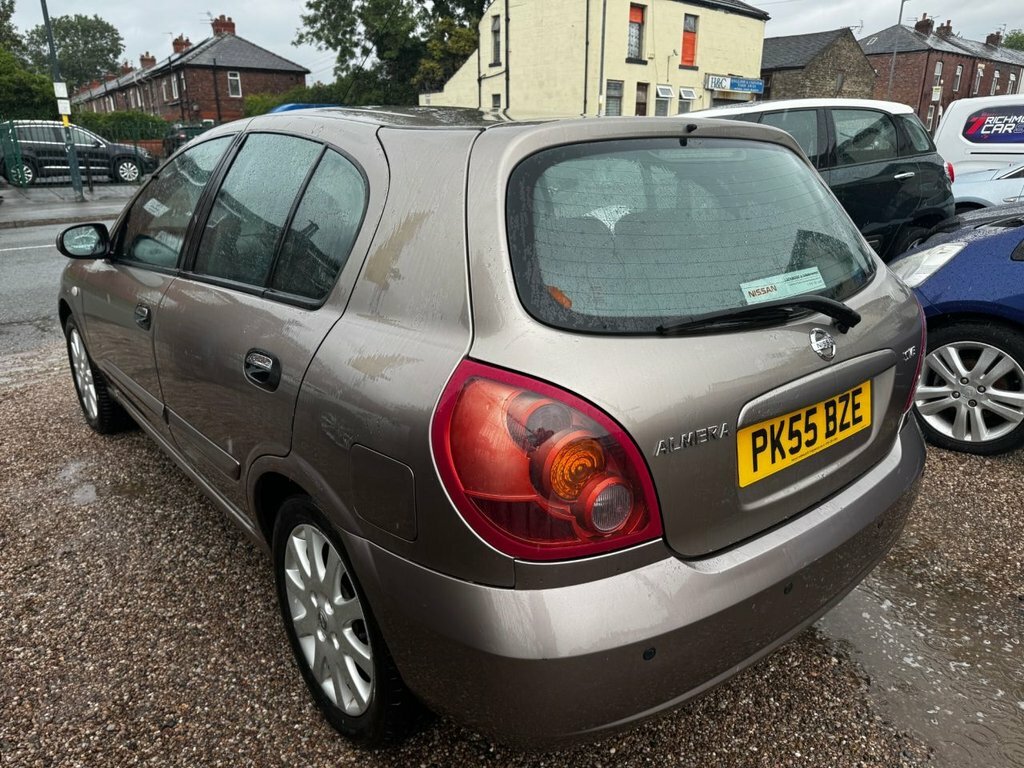 Nissan Almera 1.5L Sve Beige #3