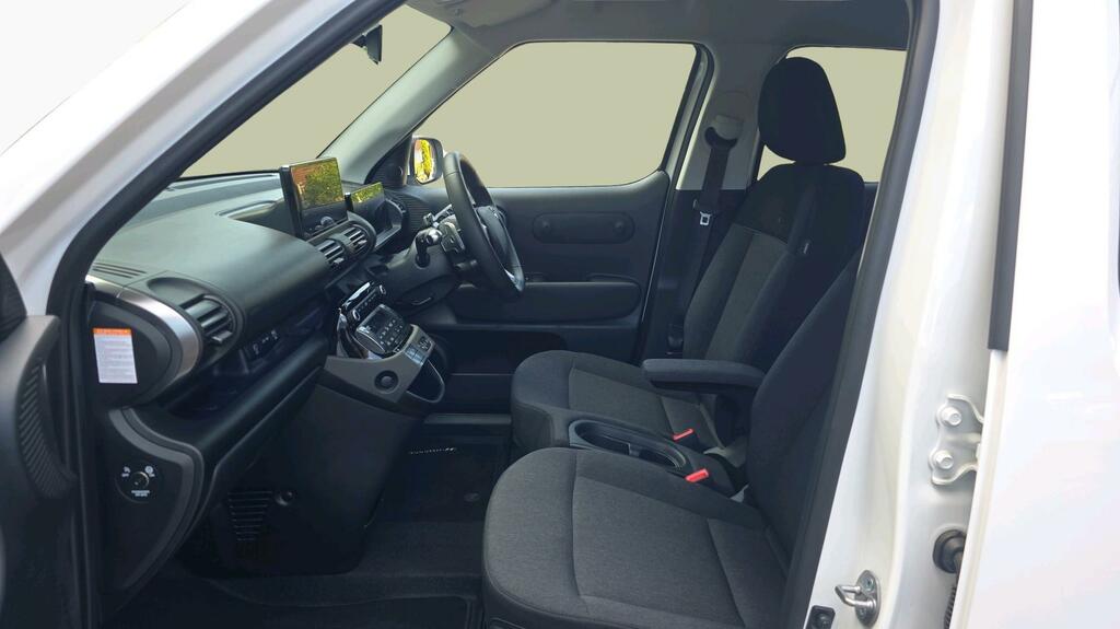 Hyundai Inster Long Range 49Kwh 02 Suv 115 Ps HJ26NKK White #2