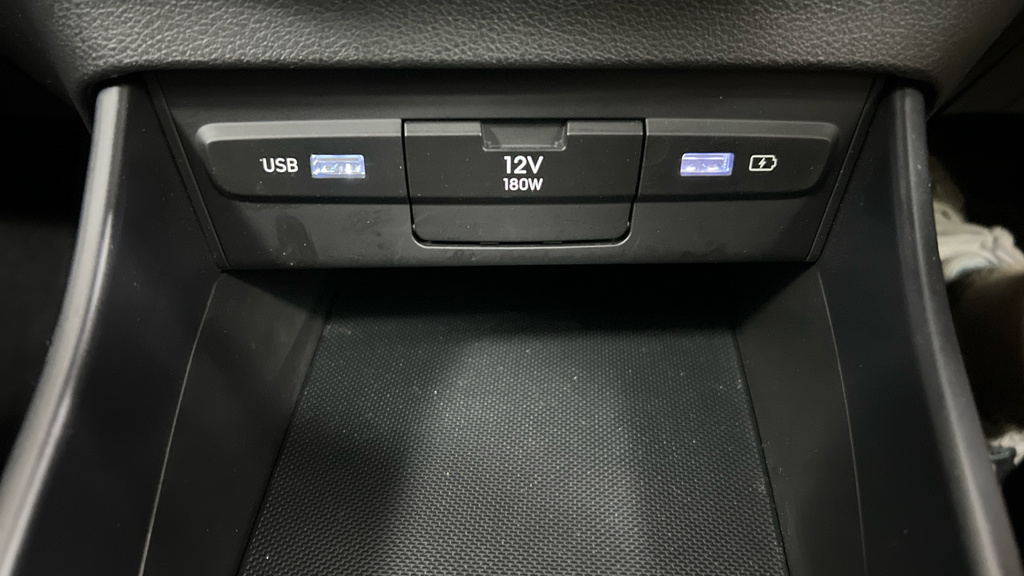 Hyundai I20 Se Connect Red #30
