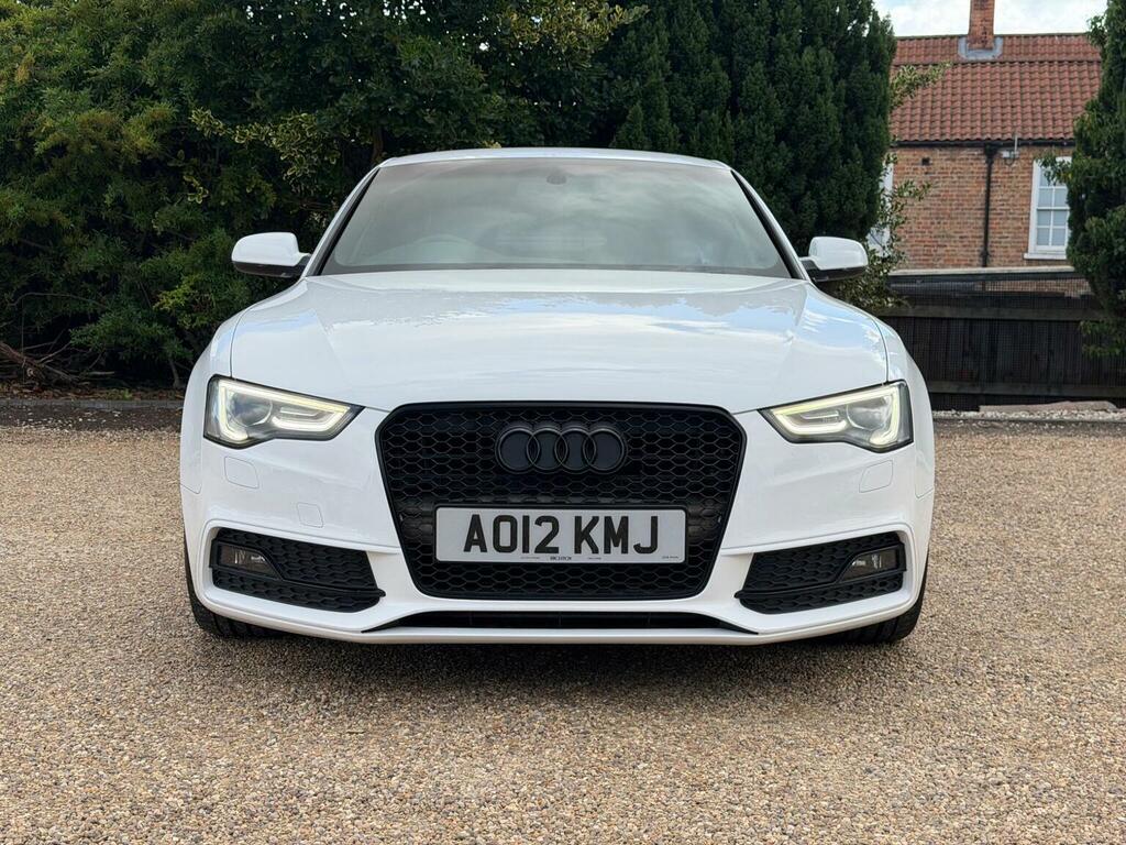 Audi A5 2.0 Tdi Black Edition Euro 5 Ss White #3